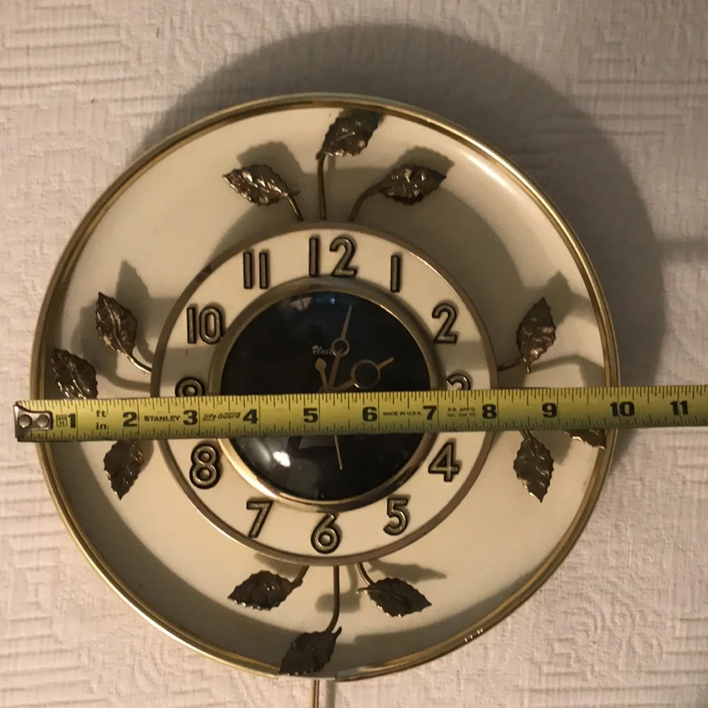 Vintage Mid Century United Ivory & Black with Gold Leaves Plug In Wall Clock